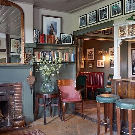 The Pheasant Inn 헝거포드 외부 사진