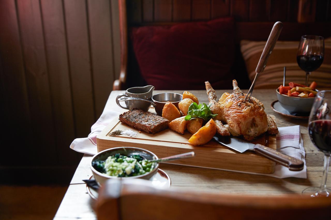 The Pheasant Inn 헝거포드 외부 사진